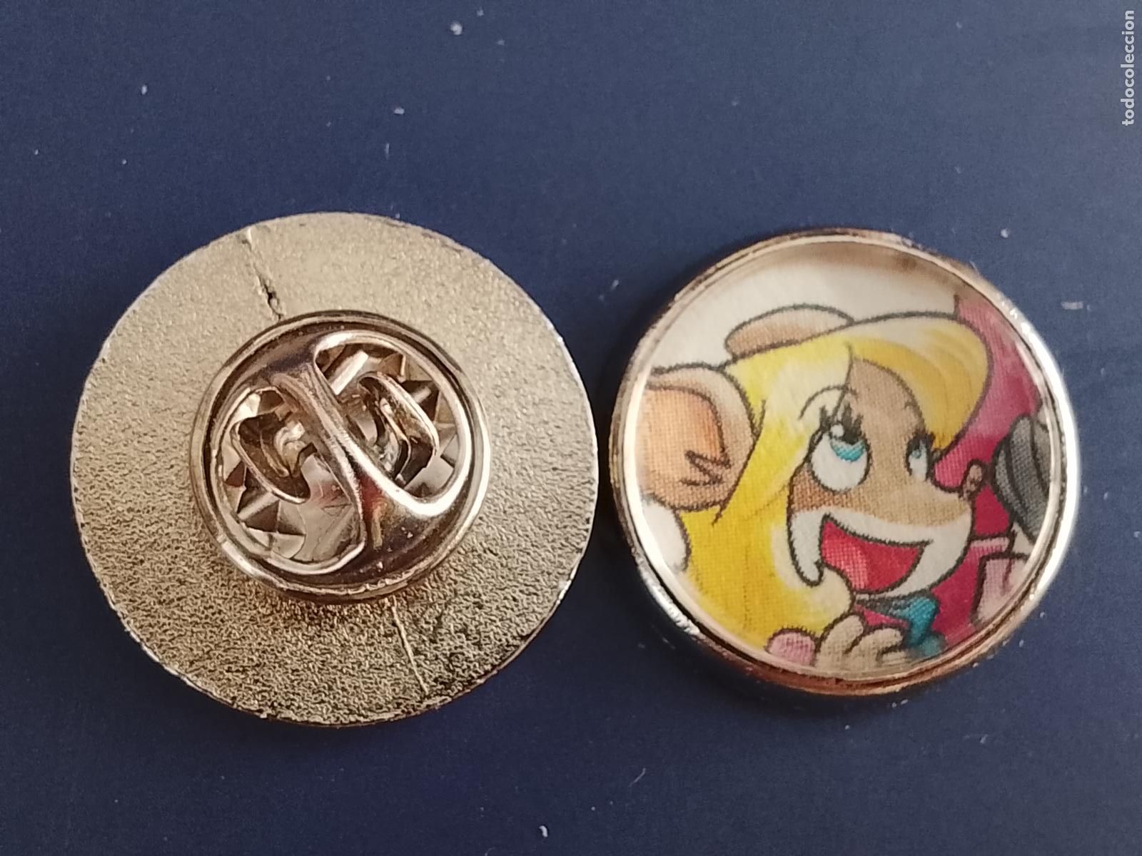 Pins de colecci&oacute;n: pin redondo metal - infantil dibujos animados c&oacute;mics Tea Stilton