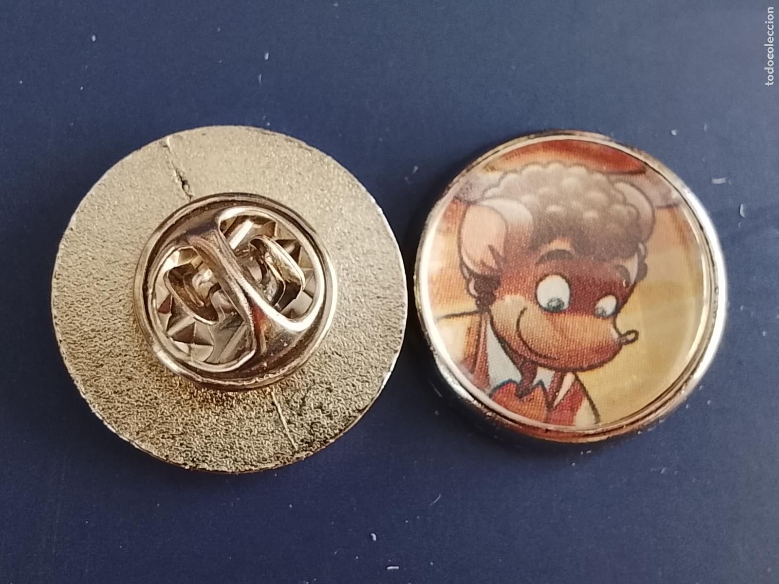Pins de colecci&oacute;n: pin redondo metal - infantil dibujos animados c&oacute;mics Tea Stilton