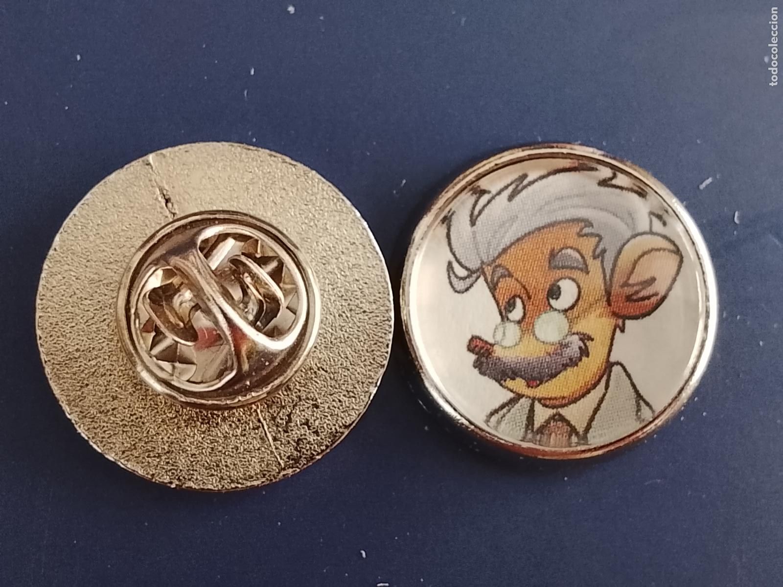 Pins de colecci&oacute;n: pin redondo metal - infantil dibujos animados c&oacute;mics Tea Stilton