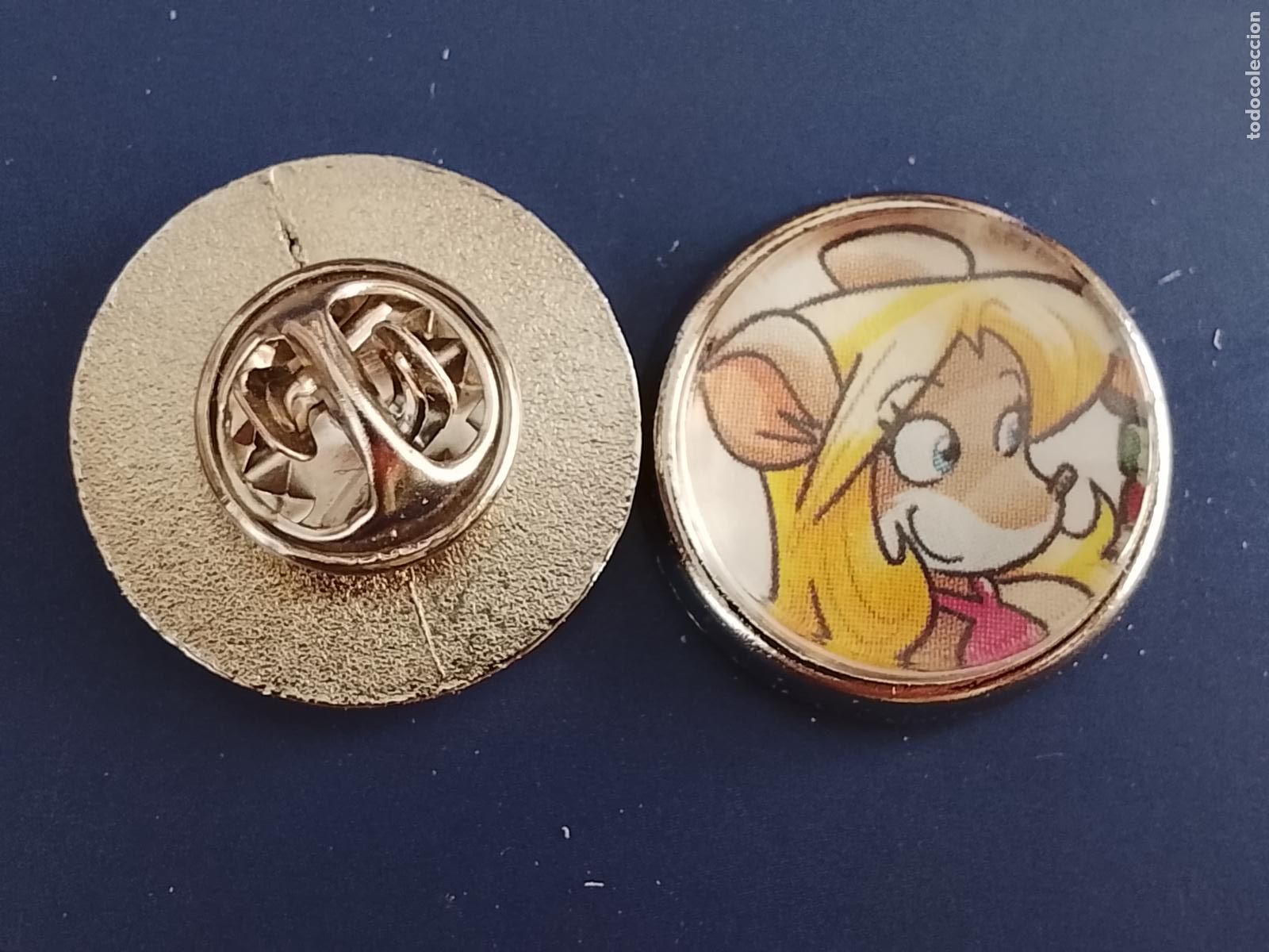 Pins de colecci&oacute;n: pin redondo metal - infantil dibujos animados c&oacute;mics Tea Stilton
