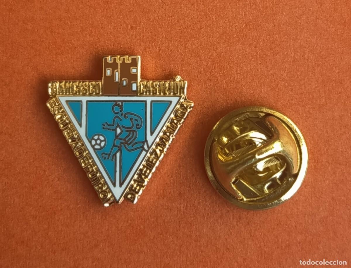 Pins de colecci&oacute;n: PIN FUTBOL - ESMALTE - E.F. DE VELEZ MALAGA FRANCISCO CASTEJON - VELEZ MALAGA - MALAGA - 130401