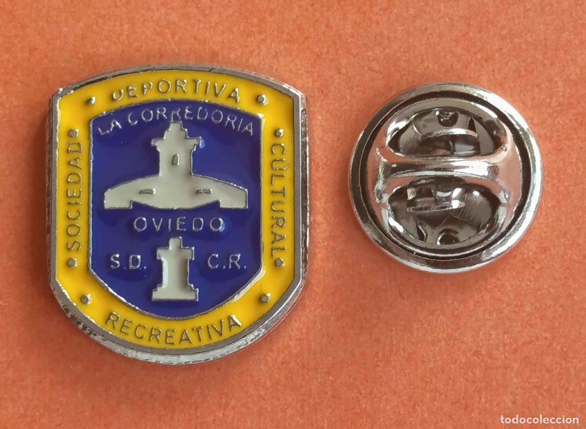 Pins de colecci&oacute;n: PIN FUTBOL - NO ESMALTE - S.D.C.R. LA CORREDORIA - OVIEDO - ASTURIAS - 130444