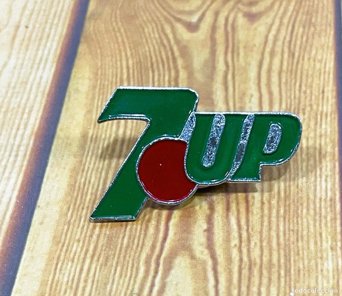 Sammlung von Pins: PIN DE PUBLICIDAD DEL REFRESCO SEVEN UP - LOGO