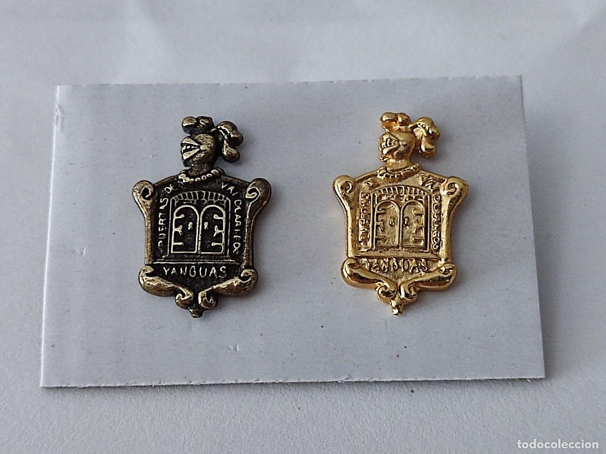Pins de colecci&oacute;n: LOTE DE DOS PINS ESCUDO HERALDICO DE YANGUAS (TOLEDO)