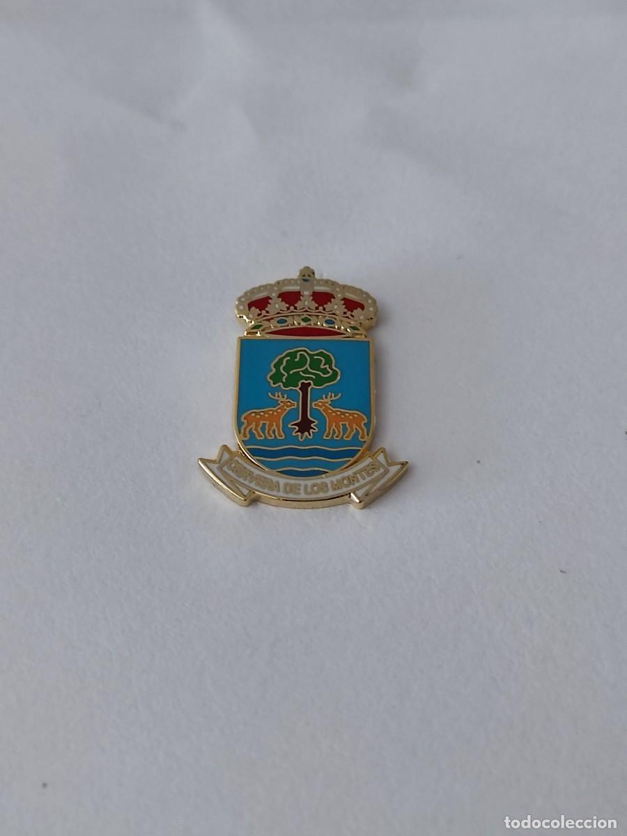 Pins de colecci&oacute;n: PIN ESCUDO HERALDICO DE CERVERA DE LOS MONTES (TOLEDO)