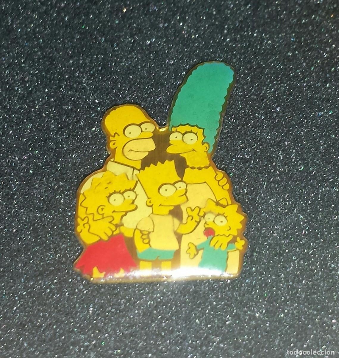 Pins de colecci&oacute;n: ANTIGUO PIN FAMILIA SIMPSON