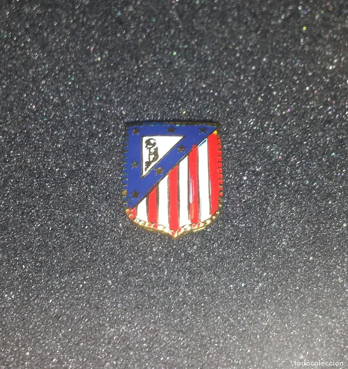 Pins de colecci&oacute;n: ANTIGUO PIN ESCUDO EQUIPO FUTBOL