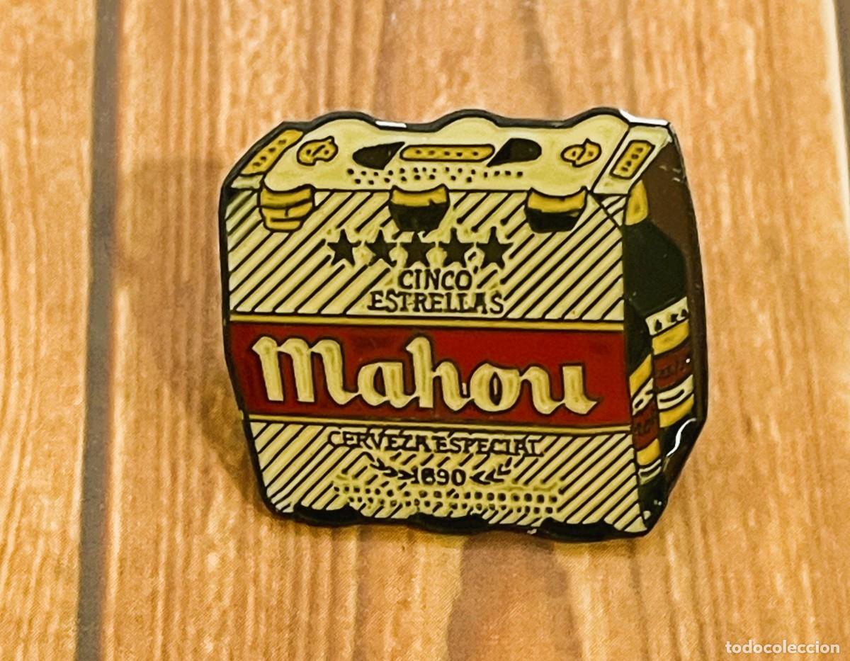 Pins de colecci&oacute;n: PIN DE UN PACK DE SEIS BOTELLINES DE CERVEZA MAHOU CINCO ESTRELLAS