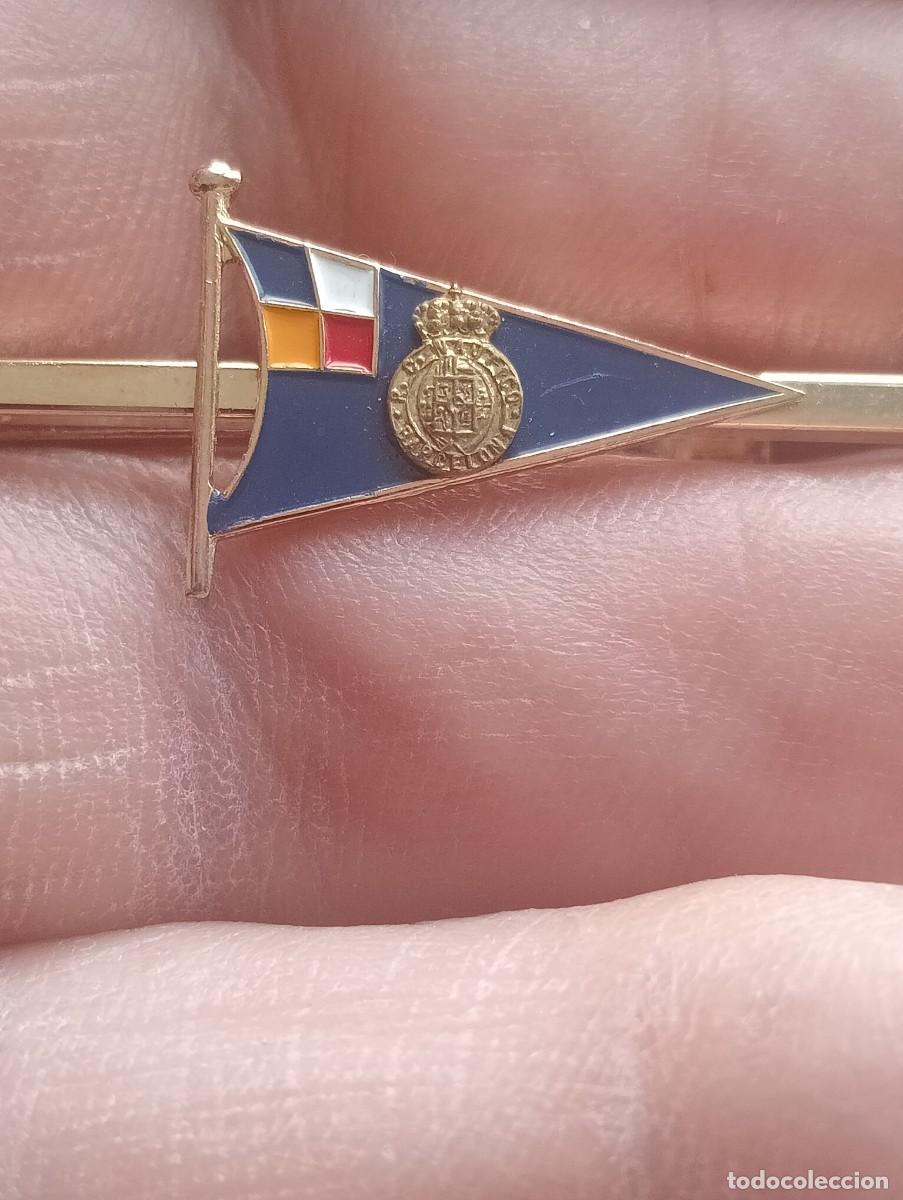 Pins de colecci&oacute;n: PISACORBATAS INSIGNIA REAL CLUB N&Aacute;UTICO DE BARCELONA, MAR , REGATAS, ALFILER PASADOR MARINO