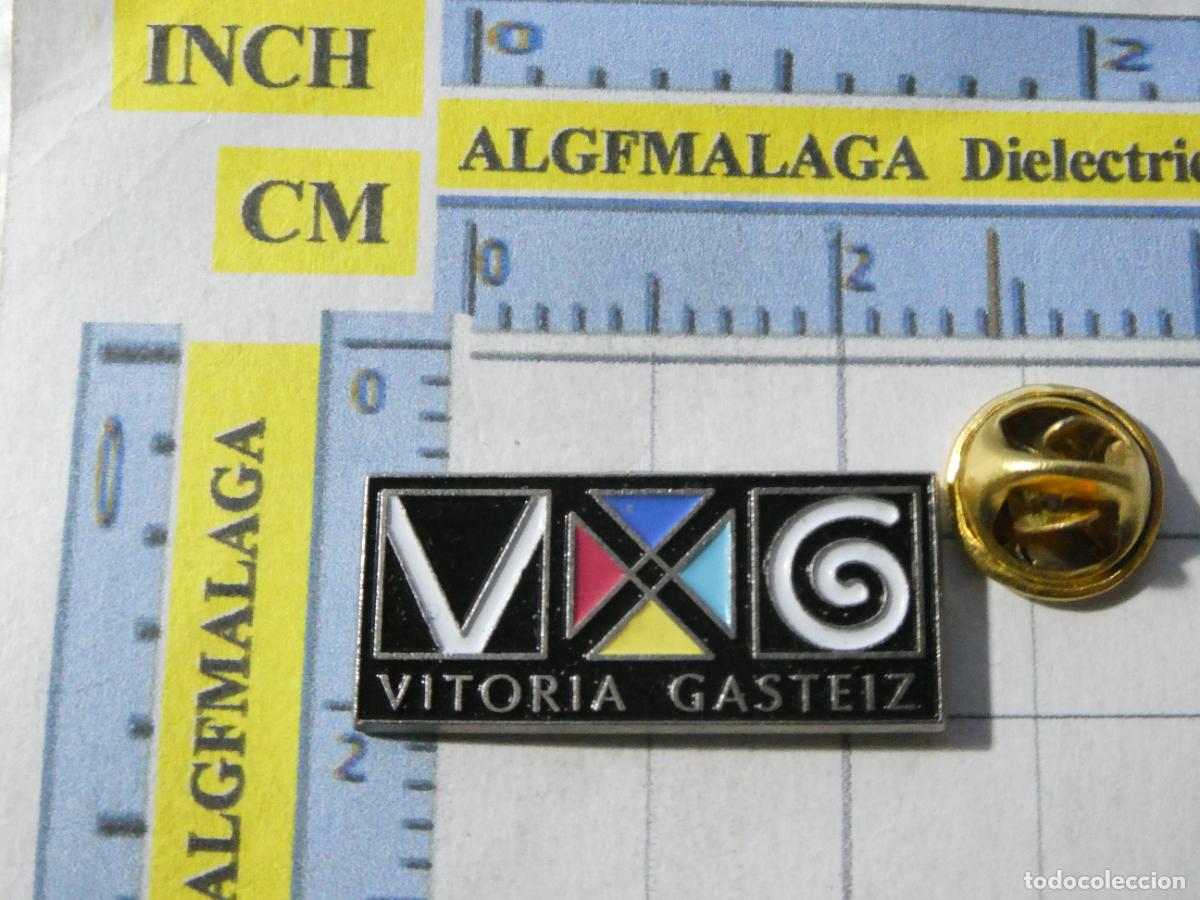 Pins de colecci&oacute;n: PIN DE TURISMO. VITORIA GASTEIZ PAIS VASCO