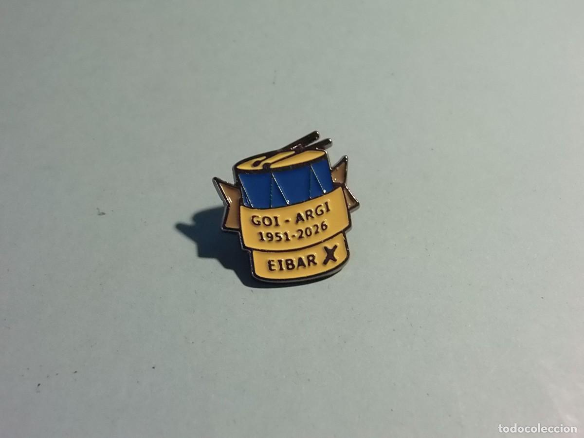 Pins de colecci&oacute;n: PIN - TAMBORRADA - EIBAR 2026 - GOI-ARGI - TAMBOR Y PALILLOS.