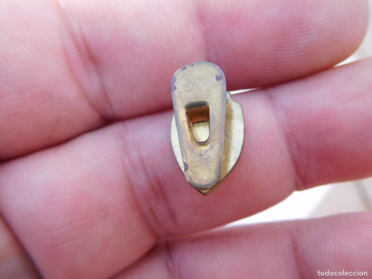 Pins de colecci&oacute;n: Pin antiguo a identificar R? - Foto 2