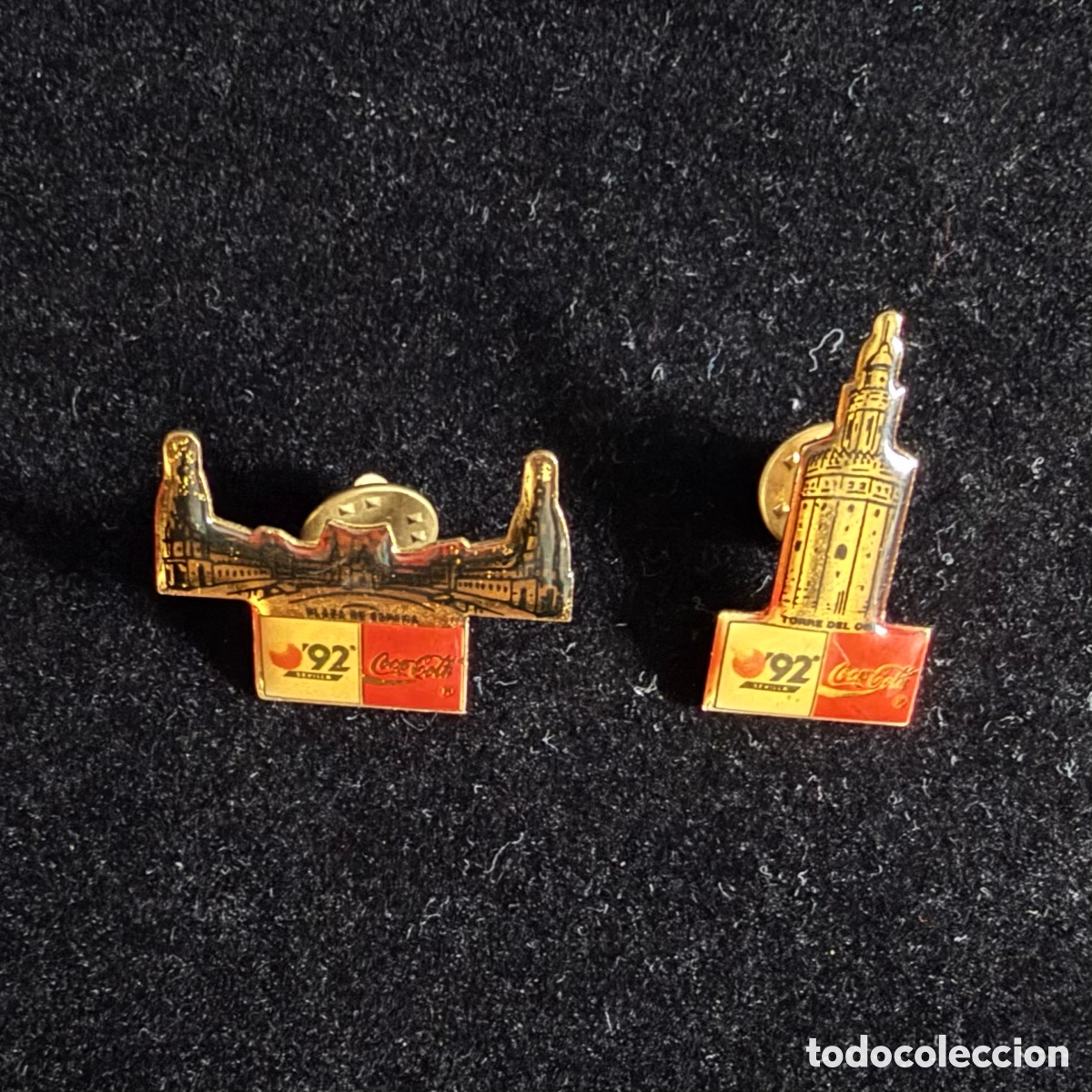 Pins de colecci&oacute;n: Lote 2 Pins Coca-Cola Expo 92 Sevilla Monumentos