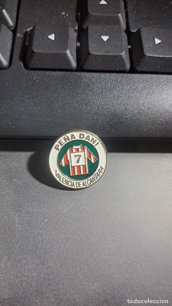 Pins de colecci&oacute;n: PIN PE&Ntilde;A DANI VALENCIA DE ALCANTARA ATHLETIC CLUB DE BILBAO