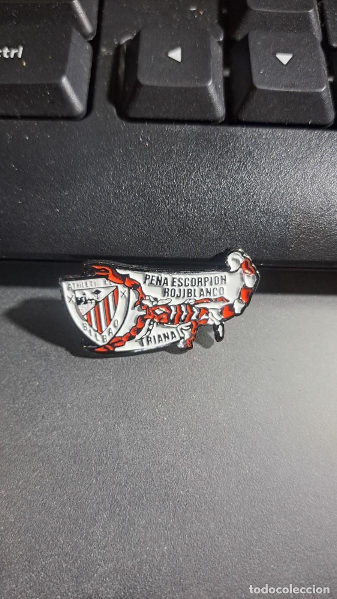 Pins de colecci&oacute;n: PIN PE&Ntilde;A ESCORPION ROJIBLANCO TRIANA ATHLETIC CLUB DE BILBAO