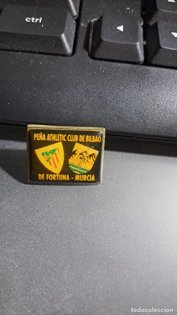 Pins de colecci&oacute;n: PIN PE&Ntilde;A ATHLETIC DE FORTUNA MURCIA ATHLETIC CLUB DE BILBAO FUNDADO EN 1994