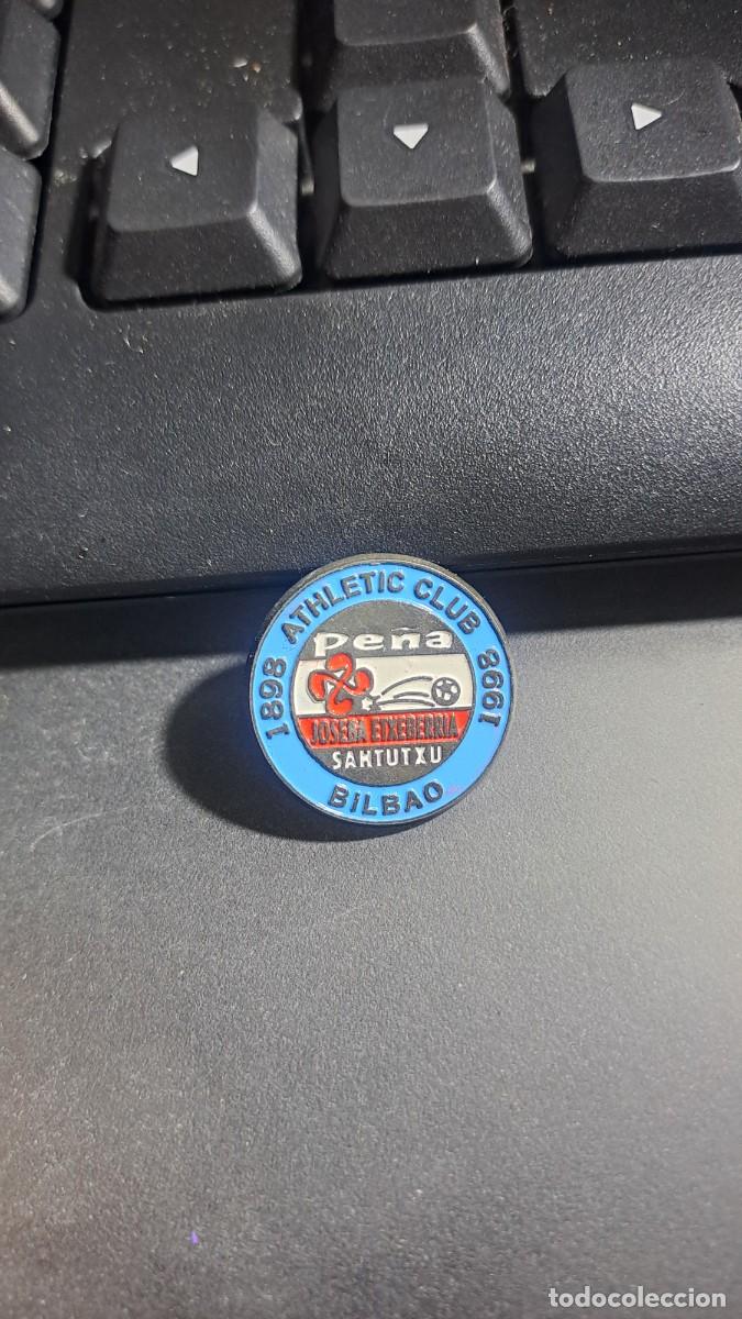 Pins de colecci&oacute;n: PIN PE&Ntilde;A JOSEBA ETXEBERRIA SANTUTXU ATHLETIC CLUB DE BILBAO FUNDADO EN 1998