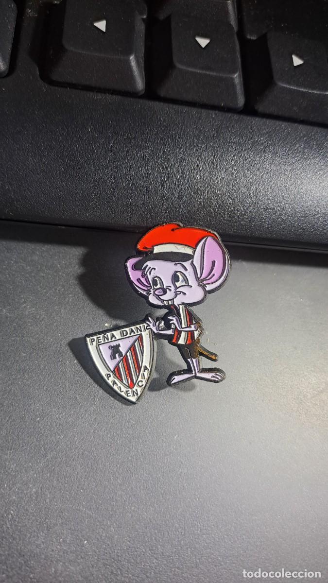 Pins de colecci&oacute;n: PIN PE&Ntilde;A DANI DEL ATHLETIC PALENCIA ATHLETIC CLUB DE BILBAO FUNDADO EN 1982