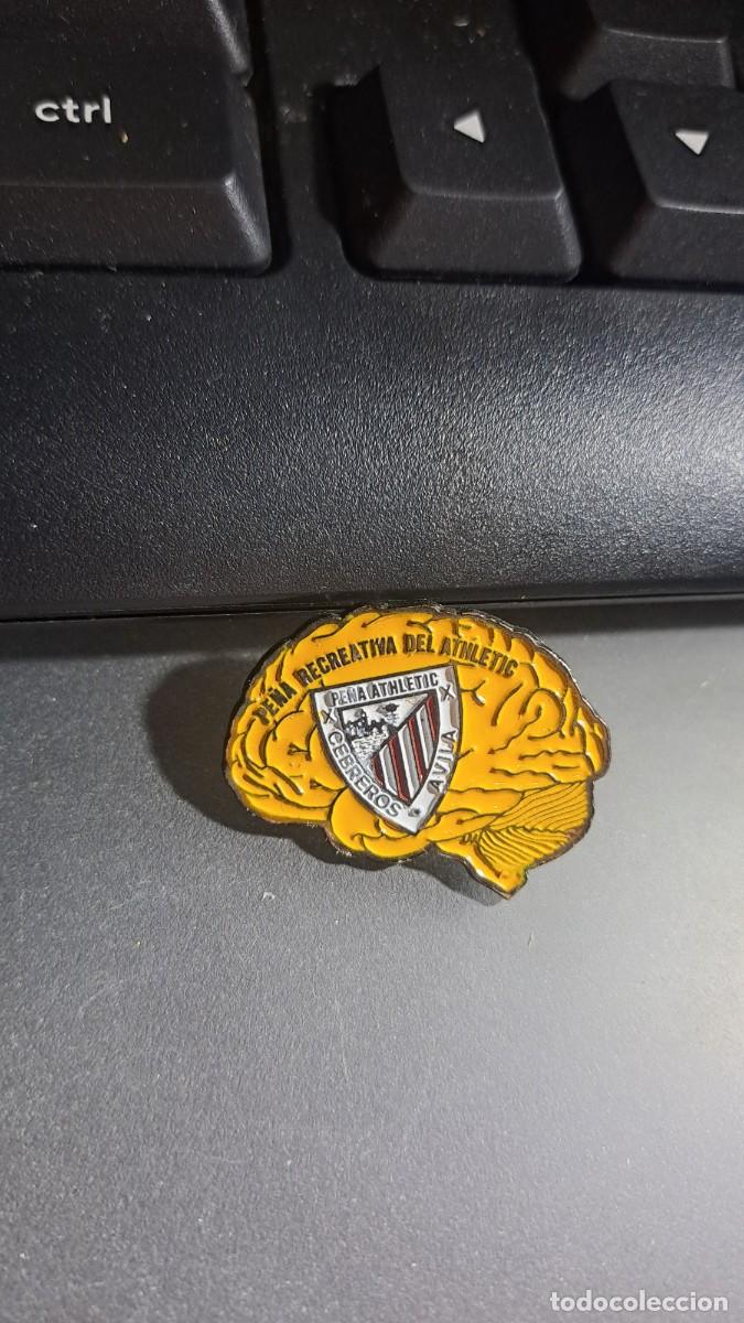 Pins de colecci&oacute;n: PIN PE&Ntilde;A ATHLETIC CEBREROS DE AVILA ATHLETIC CLUB DE BILBAO FUNDADO EN 2010