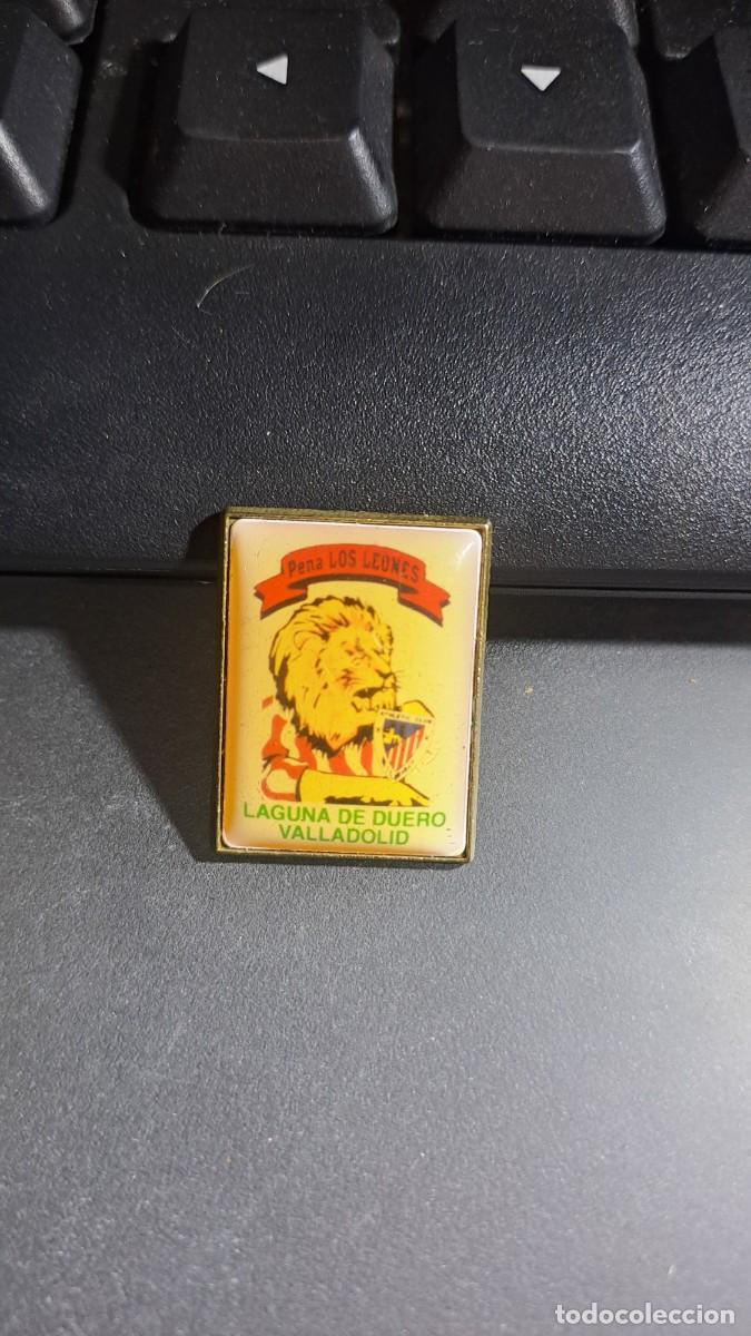 Pins de colecci&oacute;n: PIN PE&Ntilde;A ATHLETIC CLUB LOS LEONES DE LAGUNA DE DUERO VALLADOLID ATHLETIC CLUB DE BILBAO FUNDADO 1998