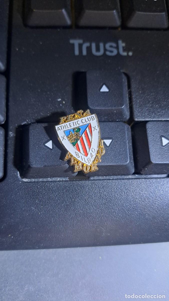 Pins de colecci&oacute;n: PIN PE&Ntilde;A ATHLETIC CLUB DE ALMORADI ALICANTE ATHLETIC CLUB DE BILBAO FUNDADO 1983