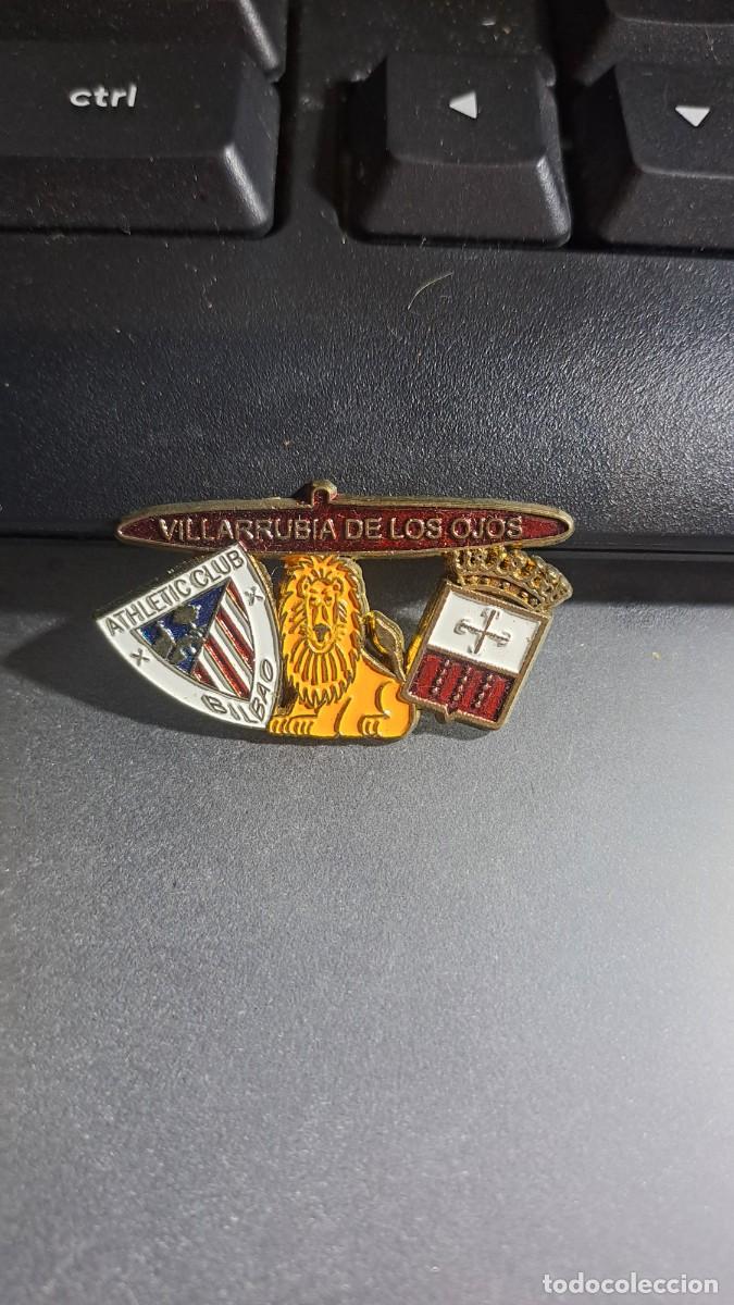 Pins de colecci&oacute;n: PIN PE&Ntilde;A ATHLETIC VILLARUBIA DE LOS OJOS CIUDAD REAL ATHLETIC CLUB DE BILBAO FUNDADO 1967