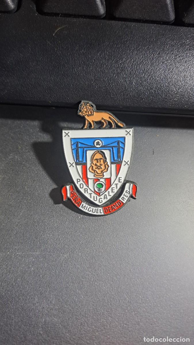 Pins de colecci&oacute;n: PIN PE&Ntilde;A ATHLETIC MIGUEL DE ANDRES DE PORTUGALETE ATHLETIC CLUB DE BILBAO FUNDADO EN 1986