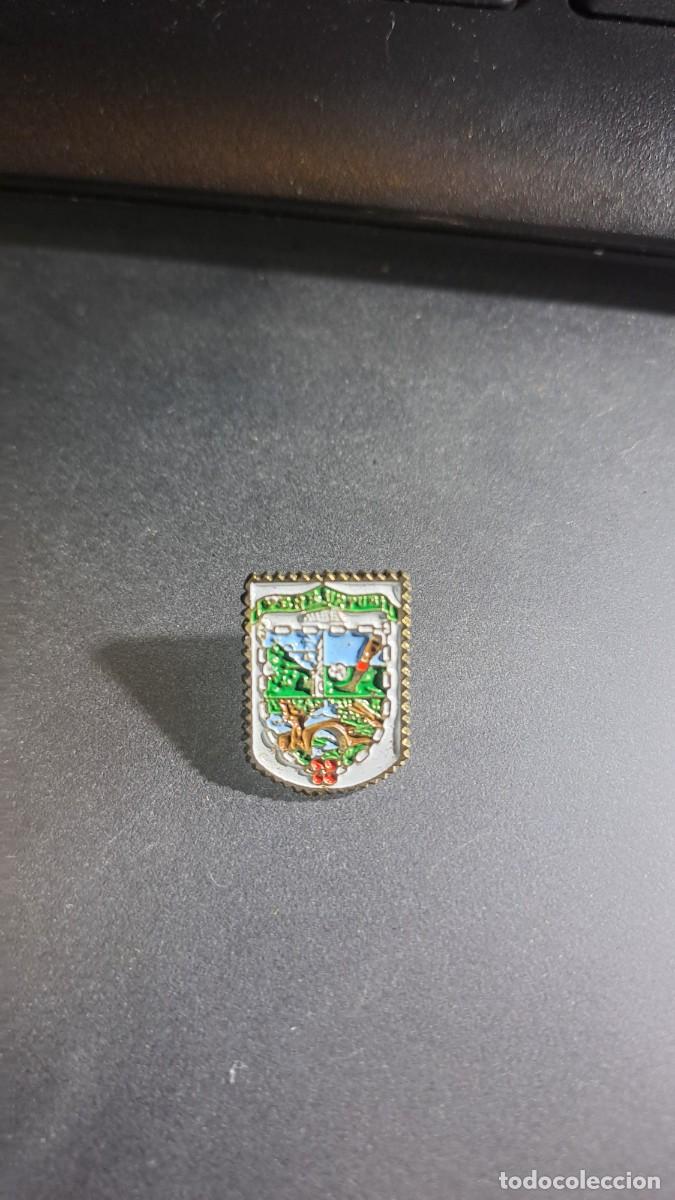 Pins de colecci&oacute;n: PIN PE&Ntilde;A ATHLETIC URTUBI DE SANTURTZI ATHLETIC CLUB DE BILBAO FUNDADO EN 1982