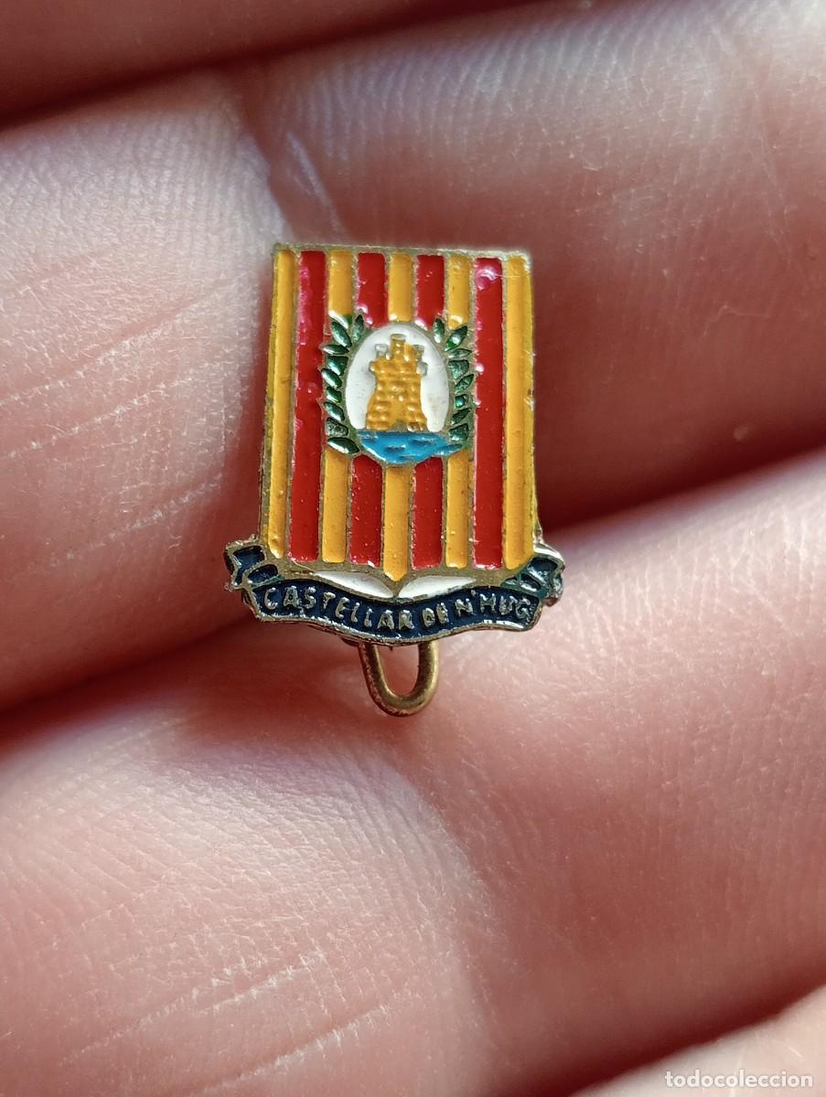 Pins de colecci&oacute;n: INSIGNIA CASTELLAR DE N'MUNT CATALUNYA ESCUDO HER&Aacute;LDICO TEMA TURISMO Y POBLACIONES