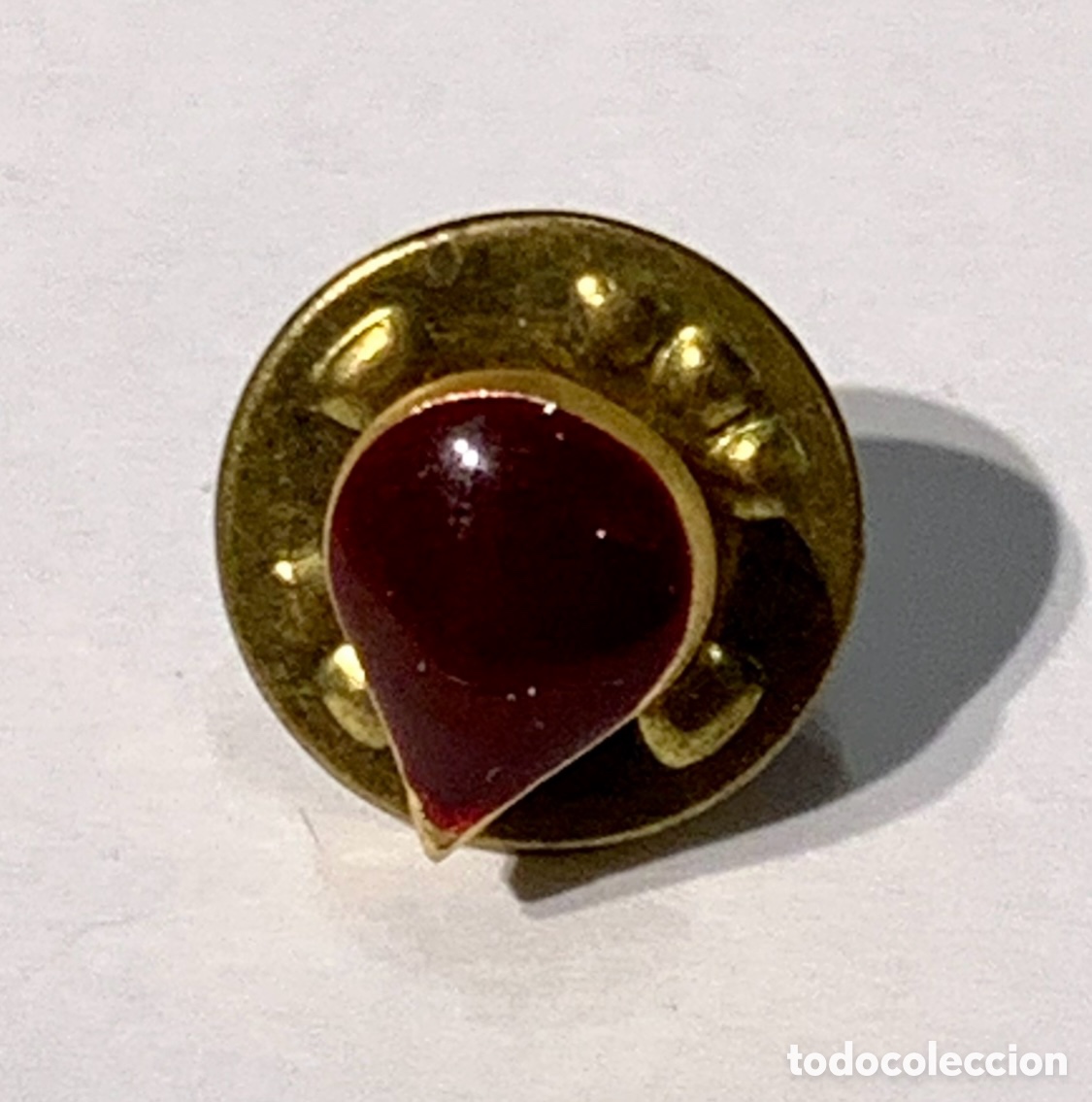 Pins de colecci&oacute;n: Pin. Goya de sangre. Donantes de Sangre. Murcia. A&ntilde;os 90.