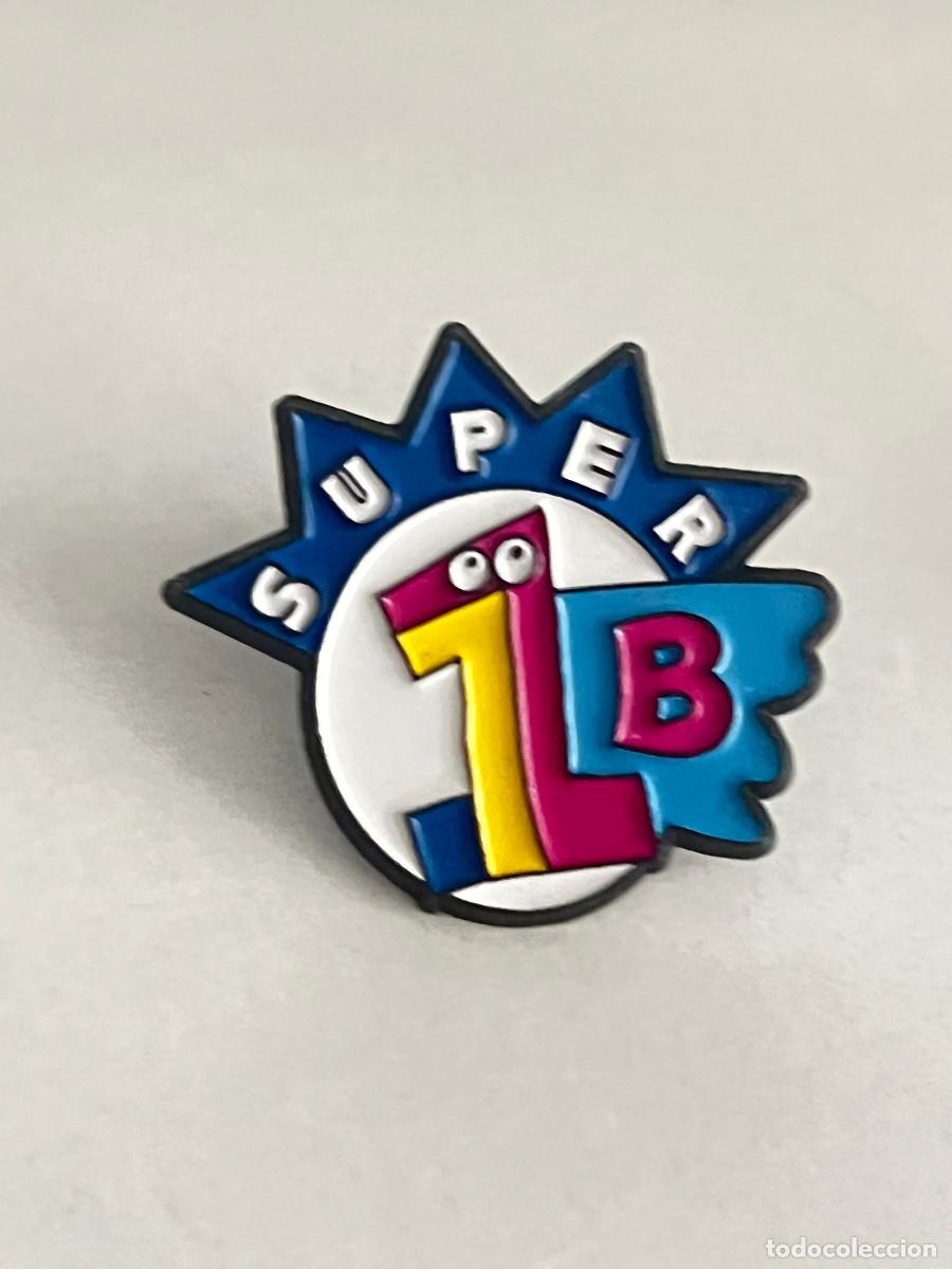 Pins de colecci&oacute;n: PIN EITB. SUPER BAT. ANTIGUO PROGRAMA INFANTIL TV VASCA.