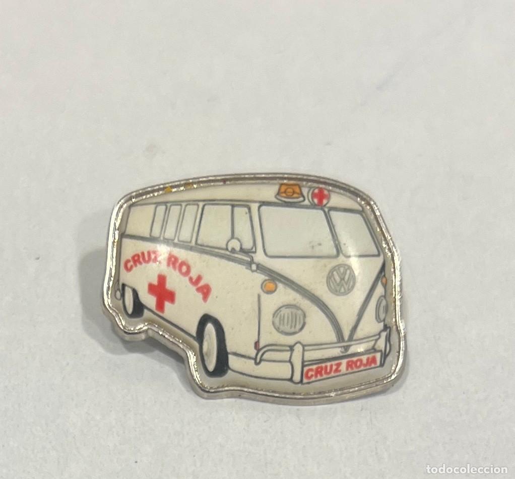 Pins de colecci&oacute;n: PIN CRUZ ROJA. FURGONETA WOLKSWAGEN DE LA CRUZ ROJA