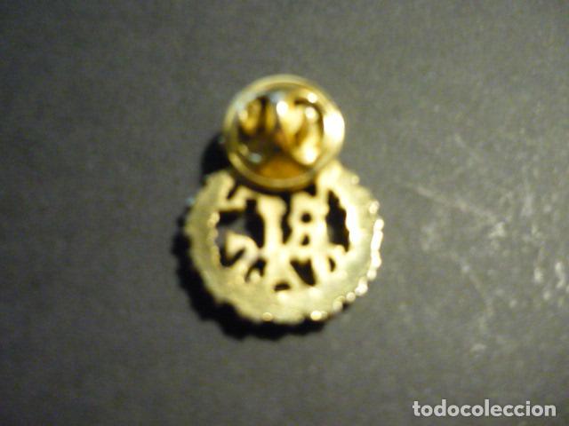 Pins de colecci&oacute;n: PIN CHARITAS 2 X 2 CM - Foto 2