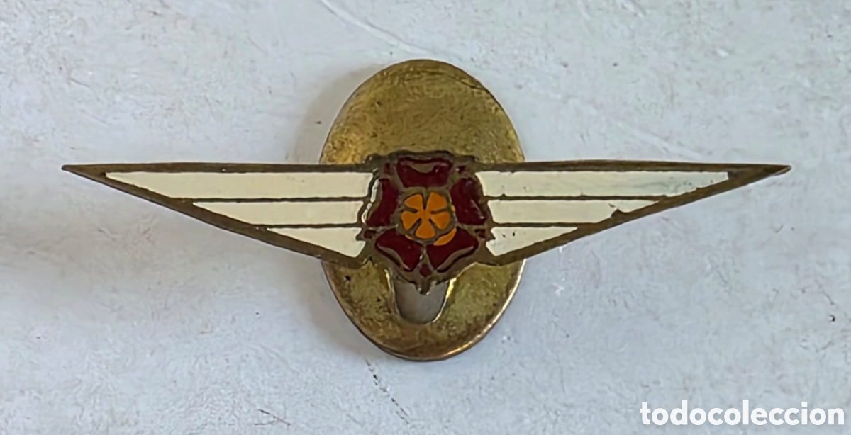 Collection pins: Insignia ojal Aero Club Reus a&ntilde;os 50 - Distintivo Emblema Aviaci&oacute;n - Tarragona Aeroclub Avi&oacute;n Piloto