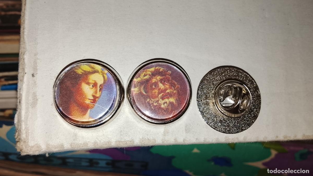 Pins de colecci&oacute;n: 2 PINS REDONDO METAL - ULISES Y PENELOPE
