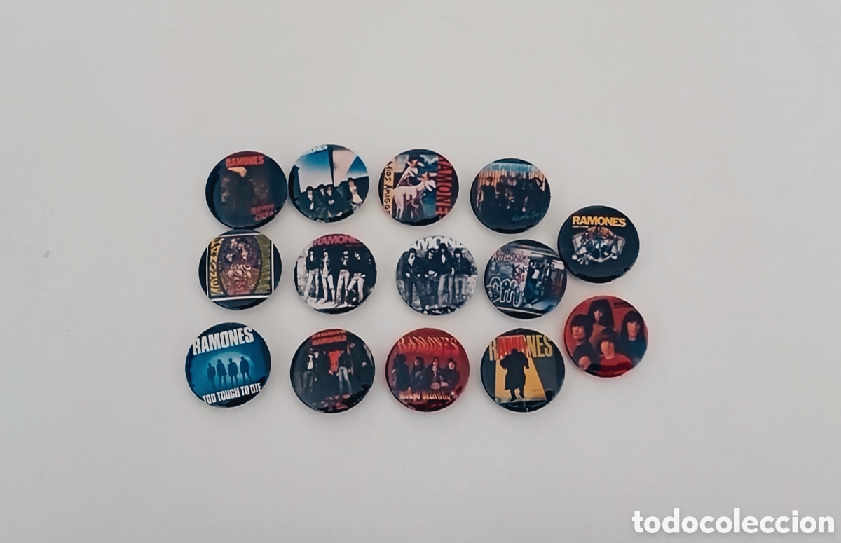 Pins de colecci&oacute;n: RAMONES - Lote de chapas portadas discos LP