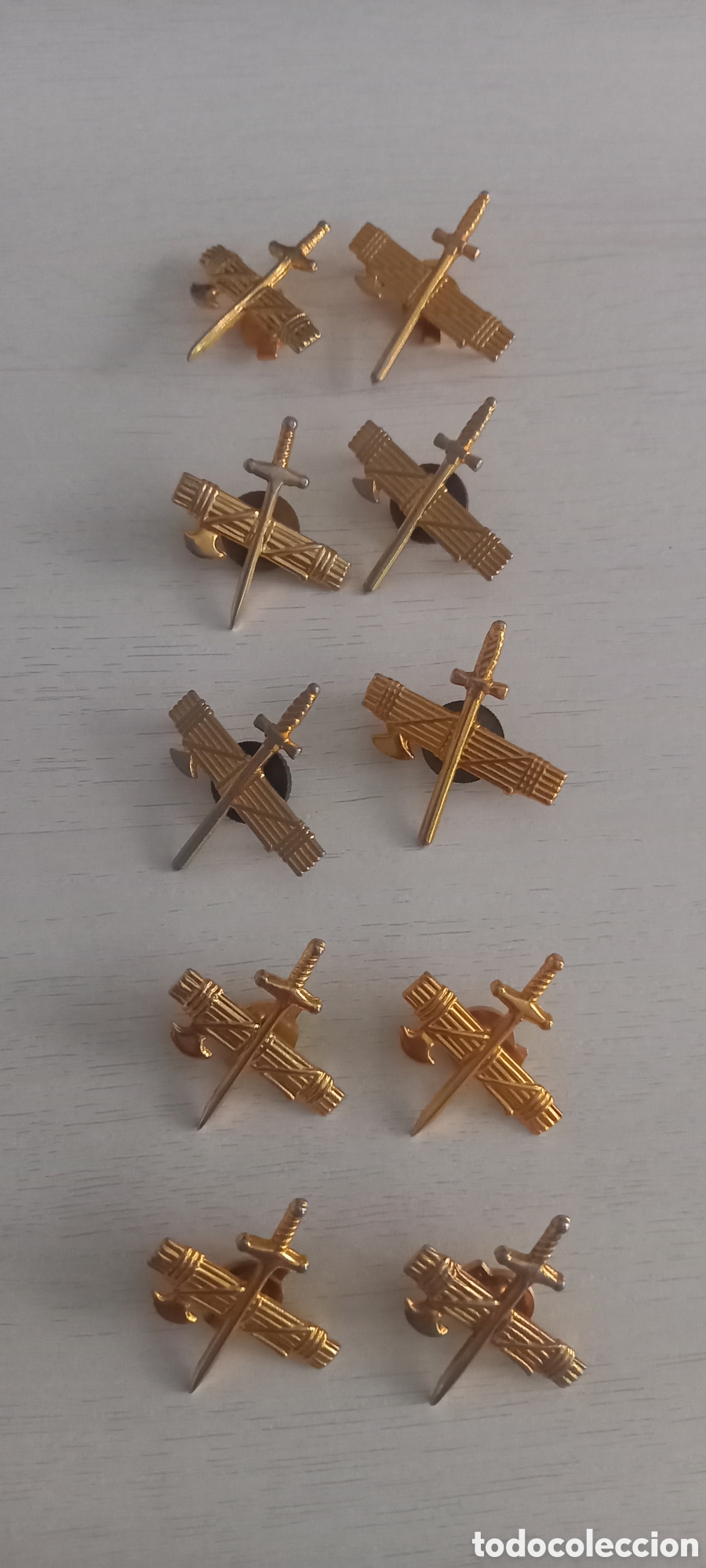 Pins de colecci&oacute;n: Pines solapa Guardia Civil