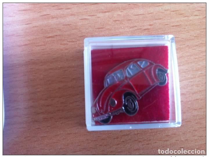 Pins de colecci&oacute;n: PIN'S VW VOLKSWAGEN BEATLE K&Auml;FER RED! &iexcl;En una caja