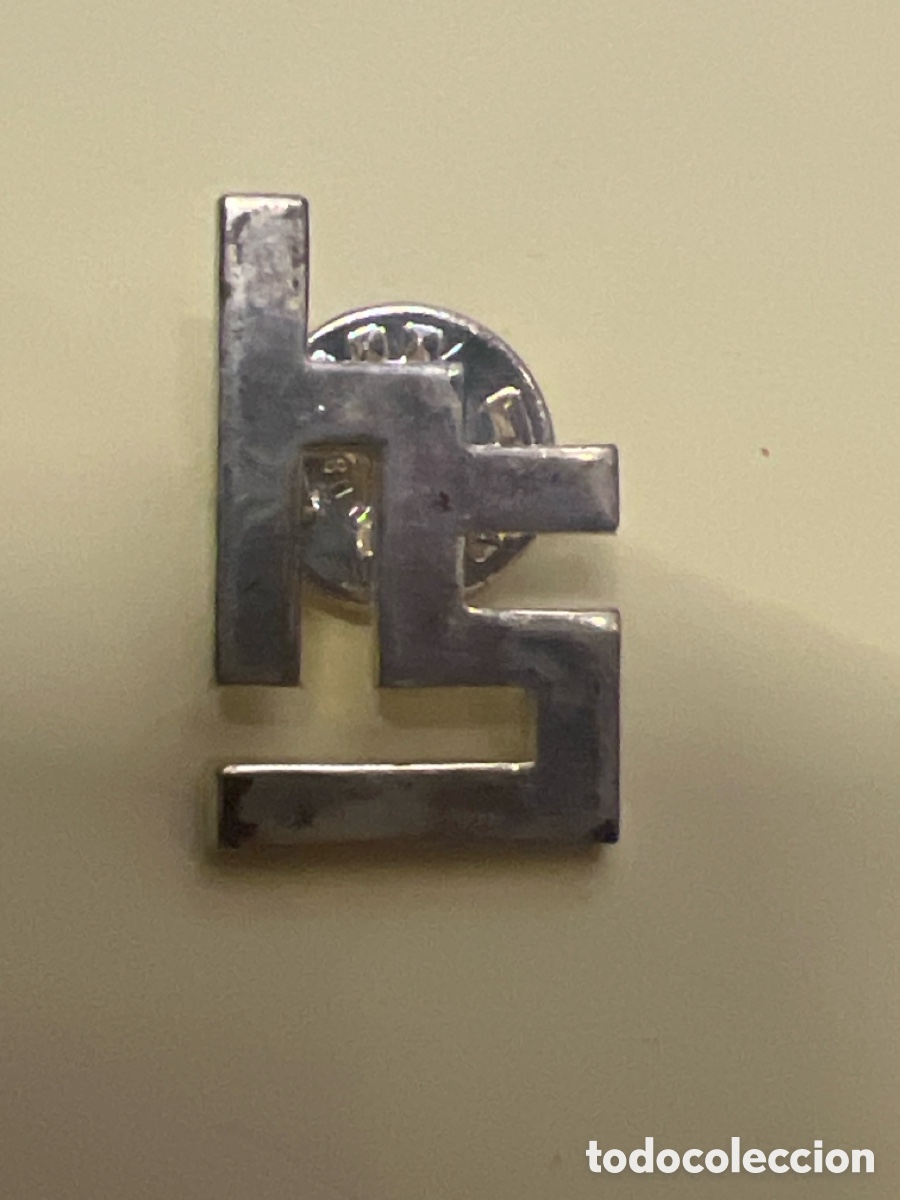 Pins e Spille di collezione: T1/E2/181. PIN - PINS