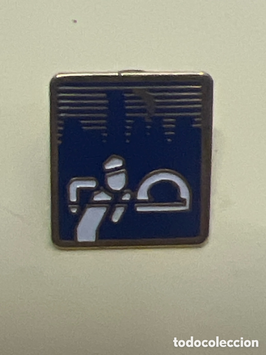 Collection pins: T1/E2/181. PIN - PINS
