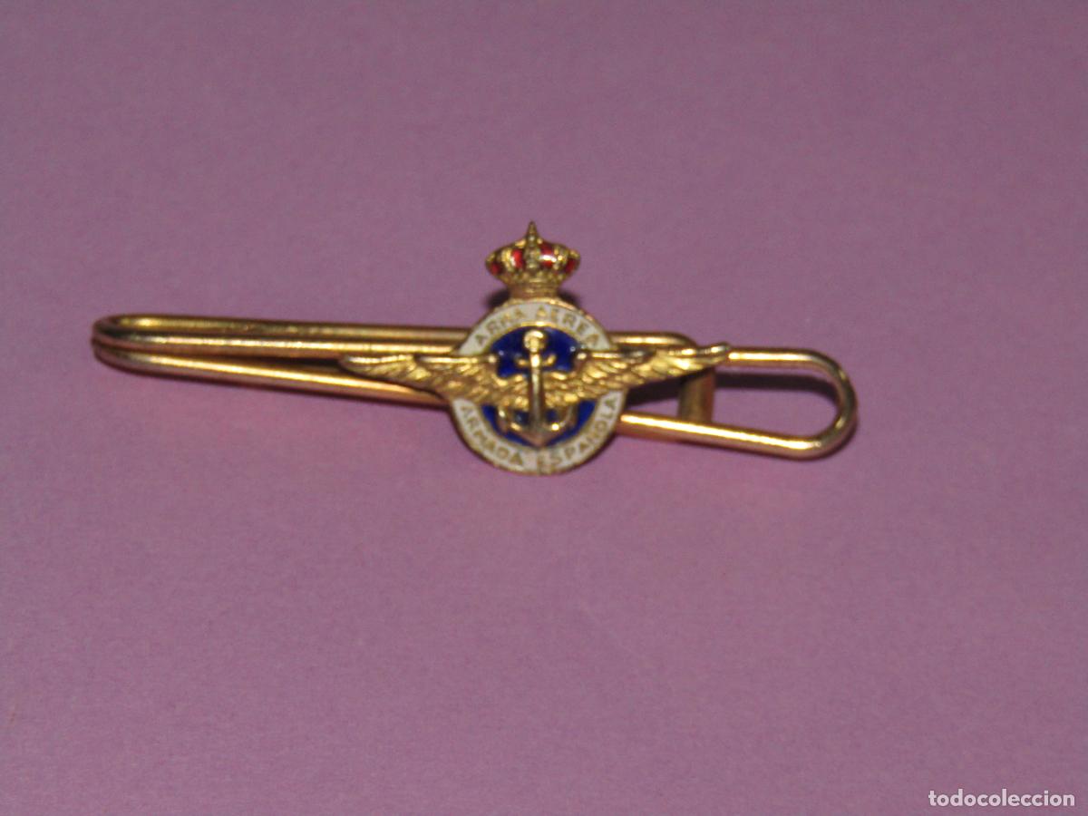 Pins de colecci&oacute;n: Antiguo Pasador de Corbata en Lat&oacute;n y Esmaltes de ARMADA ESPA&Ntilde;OLA - ARMA AEREA