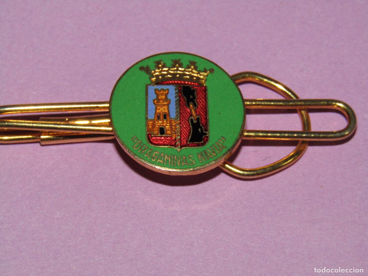 Pins de colecci&oacute;n: Antiguo Pasador de Corbata en Lat&oacute;n y Esmaltes del Dragaminas NAVIA