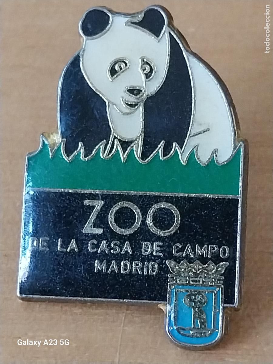 Pins de colecci&oacute;n: ZOO CASA CAMPO OSO PANDA MADRID PIN PINCHO GOTA 2.87CMS ALTO ORIGINAL ANIMALES