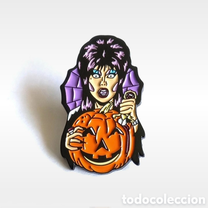 Pins de colecci&oacute;n: Pin &rdquo;Elvira: Mistress of the Dark&rdquo;.