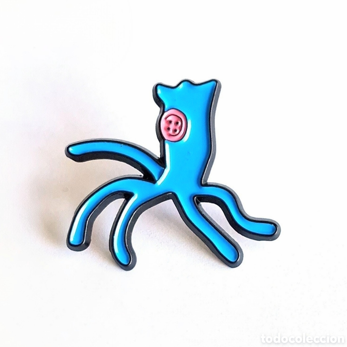 Pins de colecci&oacute;n: Pin &rdquo;Peluche/Coraline&rdquo;.