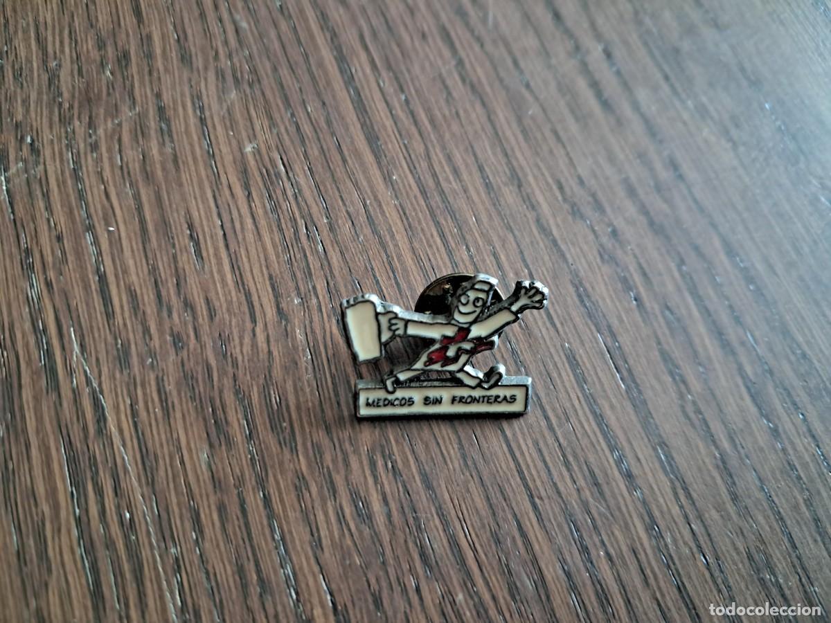 Pins de colecci&oacute;n: pin de publicidad, m&eacute;dicos sin fronteras.