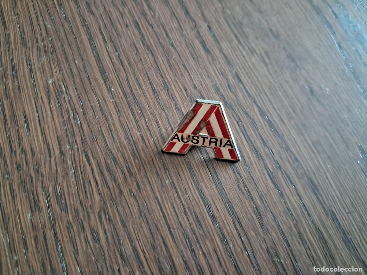 Pins de colecci&oacute;n: pin de metal, Austria.