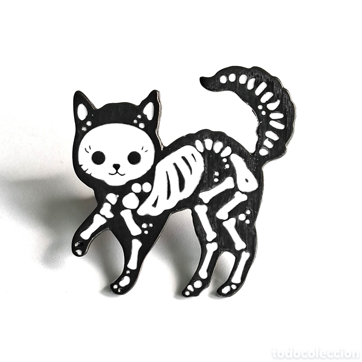 Pins de colecci&oacute;n: Pin &rdquo;Esqueleto de gato&rdquo;.