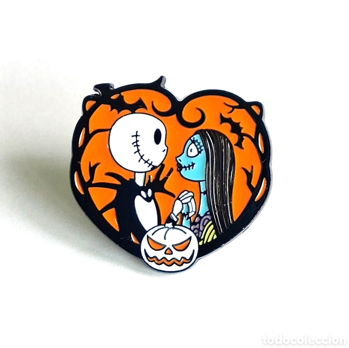 Pins de colecci&oacute;n: Pin coraz&oacute;n naranja &rdquo;Jack y Sally&rdquo;.