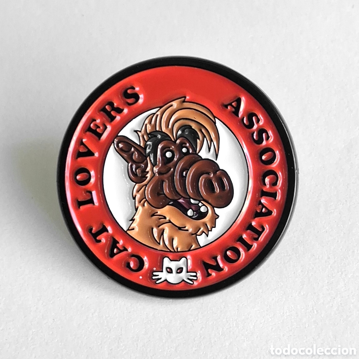 Pins de colecci&oacute;n: Pin met&aacute;lico esmaltado &rdquo;ALF&rdquo;.